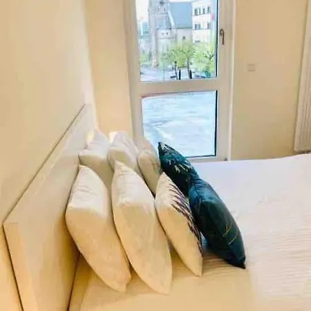 Appartement Luxury 2023 One Bedroom Flat In City Center W Parking