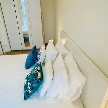 Luxury 2023 One Bedroom Flat In City Center W Parking Appartement Luxembourg